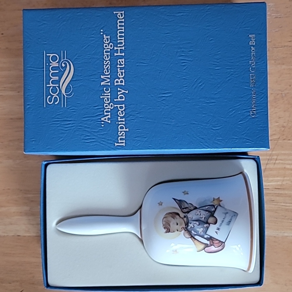 Schmid Hummel Christmas 1983 Collector Bell